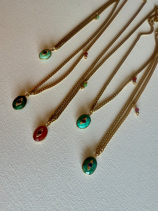 Colar Pedra Oval Verde