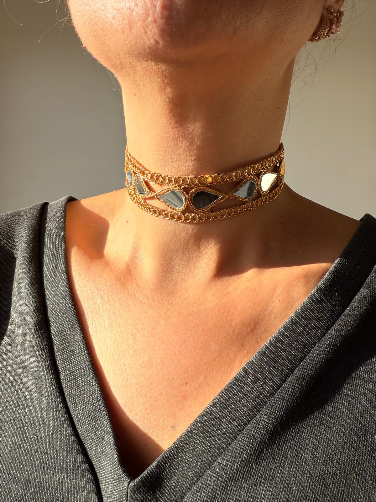 Gargantilha Dourada Lagrima