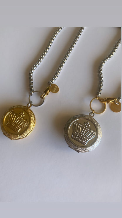 Colar Relicário Dourado - Dia da Mãe