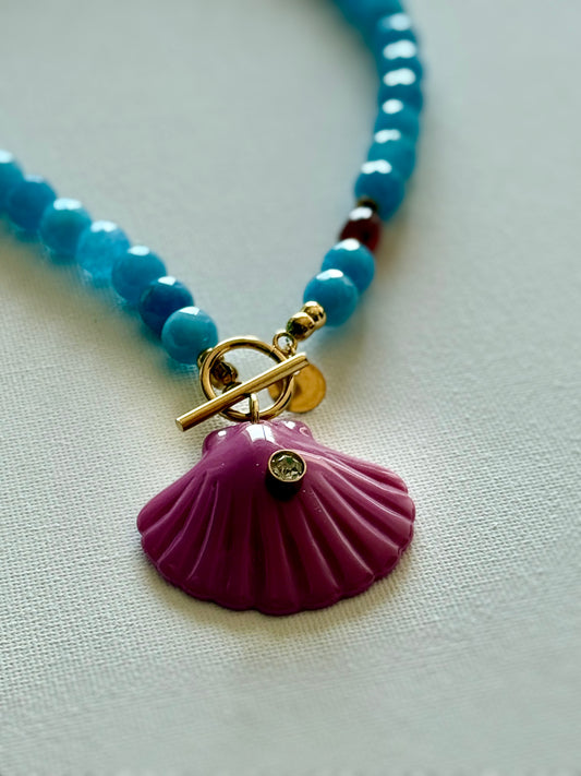 Colar Pedra Azul com detalhe Castanho e Concha Rosa