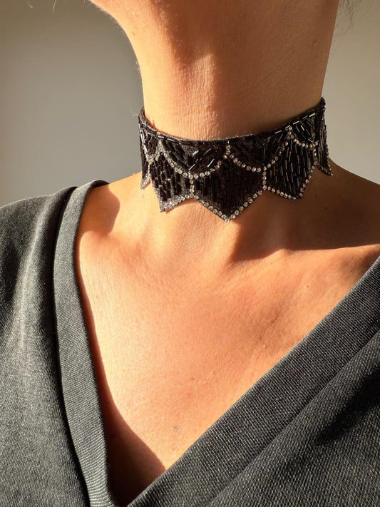 Gargantilha Preta onda