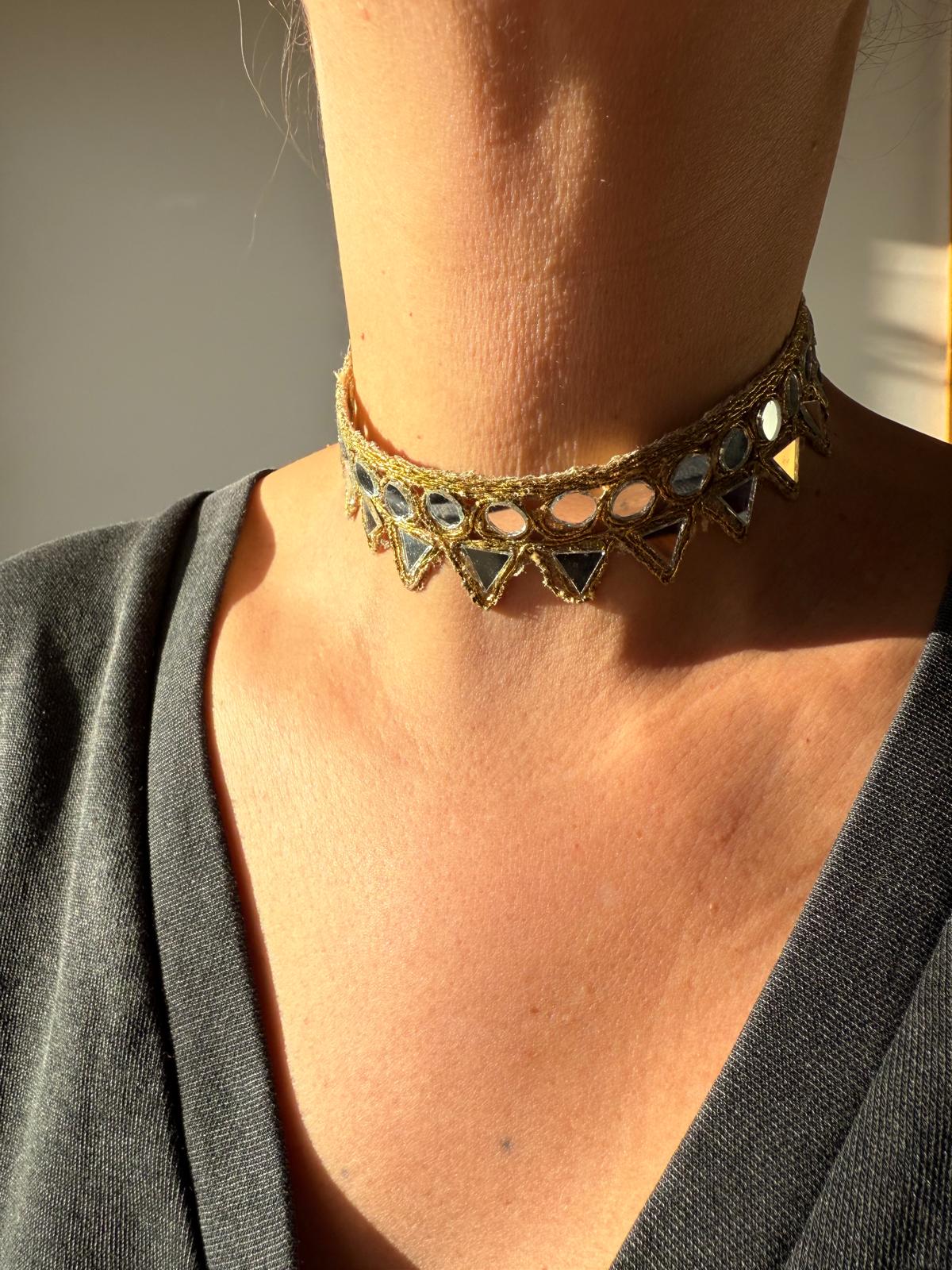 Gargantilha Dourada 2 espelhos