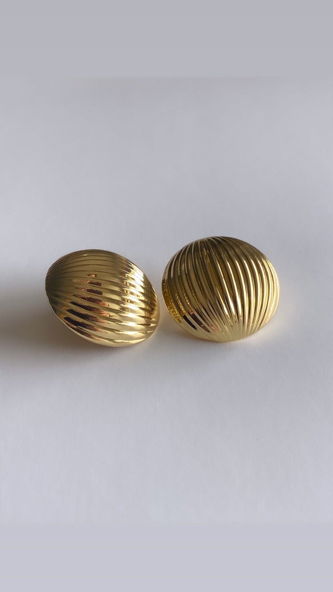 Brincos Gold Ball